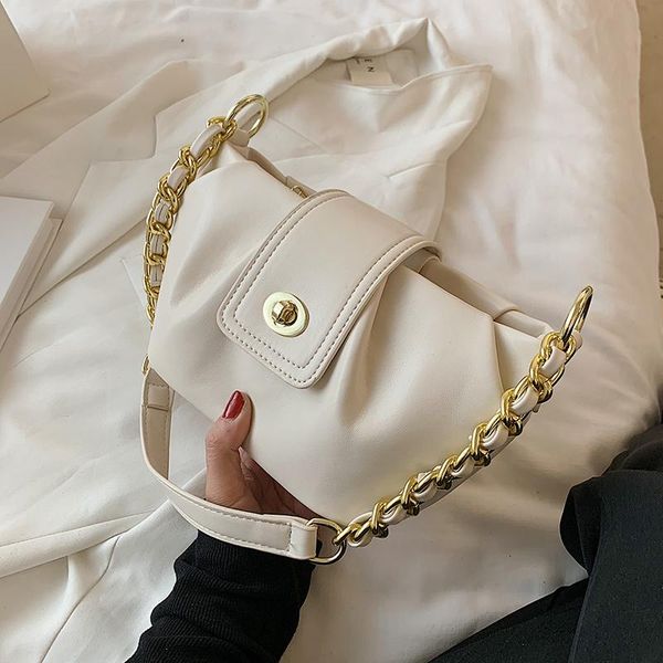 evening bags niche design lightweight bag 2021 fashion messenger women's armpit dual-use bucket shoulder width: 22cm
evening bags niche design lightweight bag 2021 fashion messenger women's armpit dual-use bucket shoulder width: 22cm