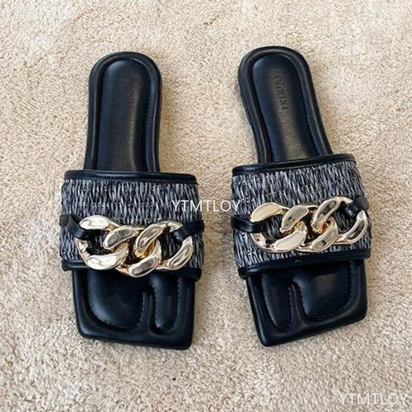 ladies slippers sandals black metal chain decorated flat design zapatillas mujer casa flip flop sapatos femininos
ladies slippers sandals black metal chain decorated flat design zapatillas mujer casa flip flop sapatos femininos