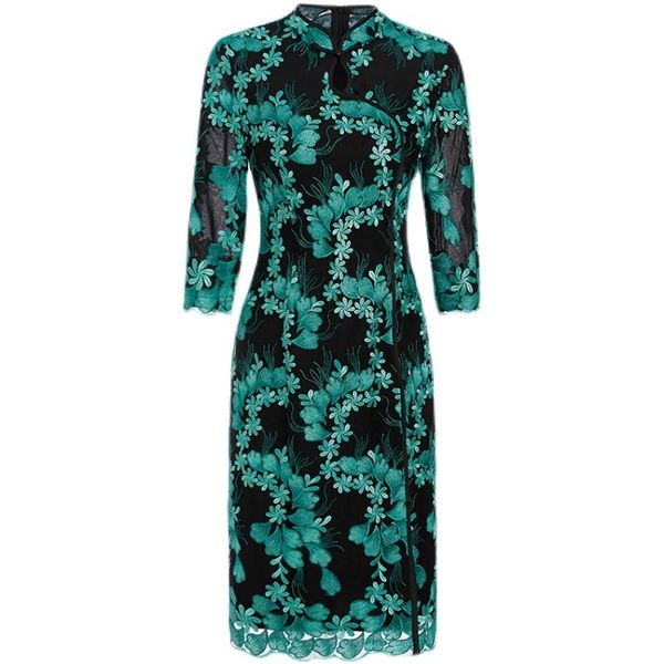 casual dresses 4xl 3xl 2xl dress vestidos de festa 2021 autumn winter party bride mother women allover embroidery green wine red lace, Black;gray
casual dresses 4xl 3xl 2xl dress vestidos de festa 2021 autumn winter party bride mother women allover embroidery green wine red lace, Black;gray