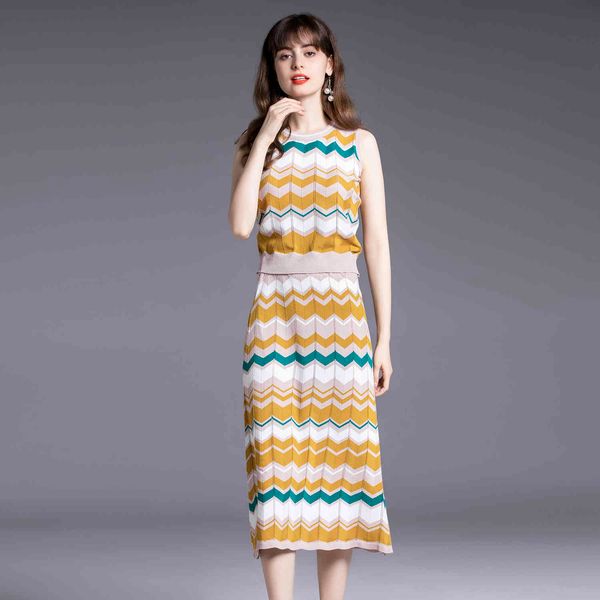 skirt waved mode stripes suits 2 woman's ensemble with no sleeves pullovers harvest shirt + striped mesh skirts two suit parts bb58, Black
skirt waved mode stripes suits 2 woman's ensemble with no sleeves pullovers harvest shirt + striped mesh skirts two suit parts bb58, Black
