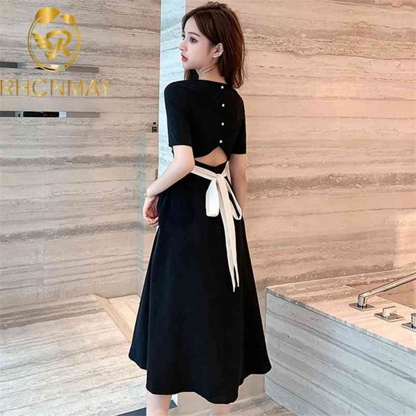 summer women elegant hollow out waist belted dress female casual vintage slim square collar midi temperament 210520, Black;gray
summer women elegant hollow out waist belted dress female casual vintage slim square collar midi temperament 210520, Black;gray