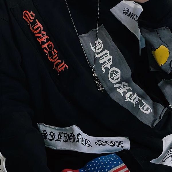 correct version autumn style color painting printing creative letter knitted round neck long sleeve loose black women's sweater
correct version autumn style color painting printing creative letter knitted round neck long sleeve loose black women's sweater