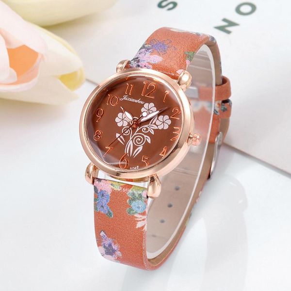 girl luxury watch women fashion embossed flowers small fresh printed belt dial watches female student quartz clocks relogio wristwatches, Slivery;brown
girl luxury watch women fashion embossed flowers small fresh printed belt dial watches female student quartz clocks relogio wristwatches, Slivery;brown