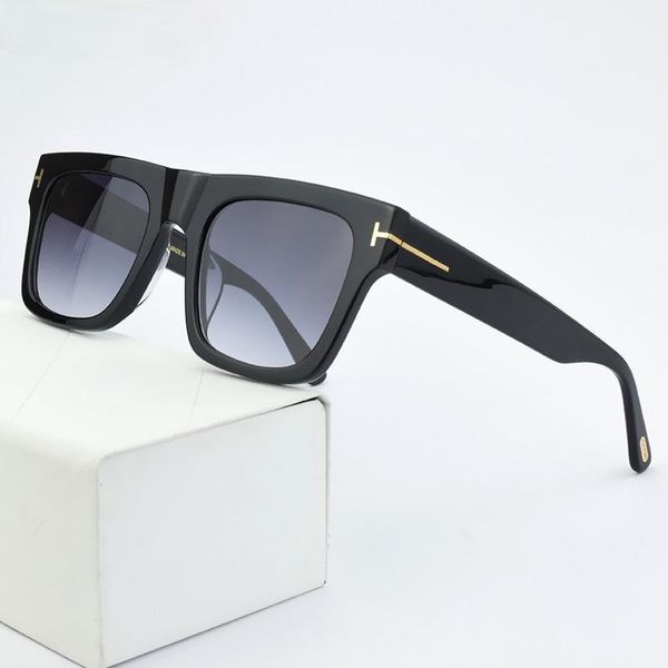 transparent sunglasses women 2021 vintage men uv400 retro progressive sun glasses for tf5634-b, White;black
transparent sunglasses women 2021 vintage men uv400 retro progressive sun glasses for tf5634-b, White;black