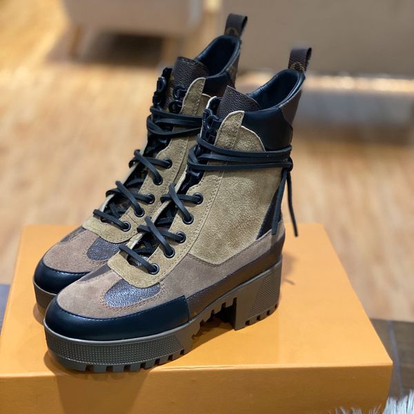 designer luxury high-end classic high-heeled ladies martin boots, explosive style strength, comfortable and charming size 35-40, Black
designer luxury high-end classic high-heeled ladies martin boots, explosive style strength, comfortable and charming size 35-40, Black
