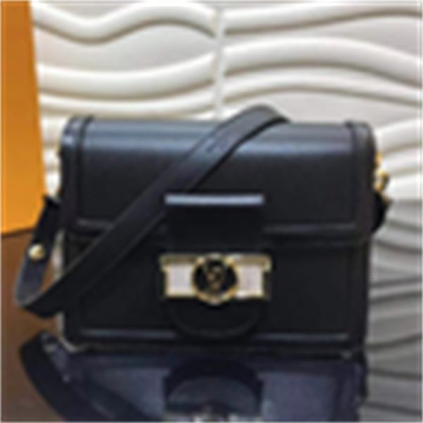 handbags cross brand bags designer bag women luxury iconic bags r60c handles shoulder m55836 totes mini body bag shoulder clutches evening, Red;black
handbags cross brand bags designer bag women luxury iconic bags r60c handles shoulder m55836 totes mini body bag shoulder clutches evening, Red;black