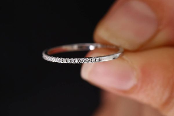 new fashion couple ring creative single row diamond ring full of crystal zircon micro diamond diamond 925 silver, Slivery;golden
new fashion couple ring creative single row diamond ring full of crystal zircon micro diamond diamond 925 silver, Slivery;golden