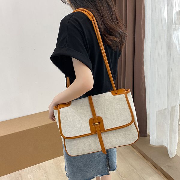 designer handbags canvas shoulder 2021 autumn winter new women's high-capacity postman simple and fashionable messenger bag pyue
designer handbags canvas shoulder 2021 autumn winter new women's high-capacity postman simple and fashionable messenger bag pyue