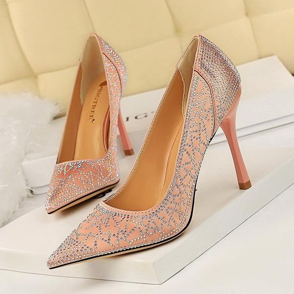 dress shoes 2021 fashion women pumps sequined cloth pointed toe thin heels 9.5cm rhinestone wonen office sho, Black
dress shoes 2021 fashion women pumps sequined cloth pointed toe thin heels 9.5cm rhinestone wonen office sho, Black