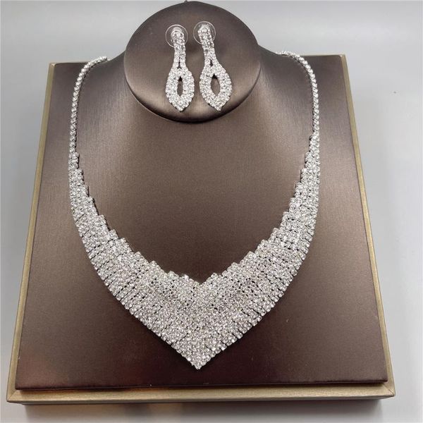 earrings & necklace design luxury water drop zirconia set for women wedding party dress jewelry accessories, Silver
earrings & necklace design luxury water drop zirconia set for women wedding party dress jewelry accessories, Silver