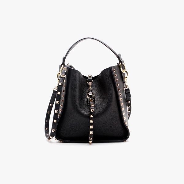 evening bags leather cross-border women's bag heavy work rivet tote leopard head shoulder soft cowhide sub-mother bucket
evening bags leather cross-border women's bag heavy work rivet tote leopard head shoulder soft cowhide sub-mother bucket