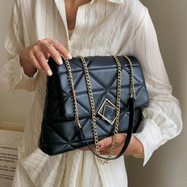 evening bags triangular embroidery thread chain crossbody bag for women 2021 winter fashion sac a main female shoulder
evening bags triangular embroidery thread chain crossbody bag for women 2021 winter fashion sac a main female shoulder