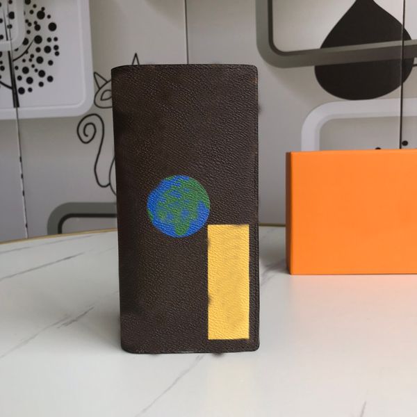 wholesale wallet 2 colors famous brand fashion single zipper designer men women leather wallets lady ladies long purse with orange box 67823, Red;black
wholesale wallet 2 colors famous brand fashion single zipper designer men women leather wallets lady ladies long purse with orange box 67823, Red;black