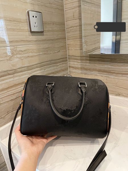 classic ladies designer leather luxury handbags pillow shoulder bag handbag coin purse
classic ladies designer leather luxury handbags pillow shoulder bag handbag coin purse
