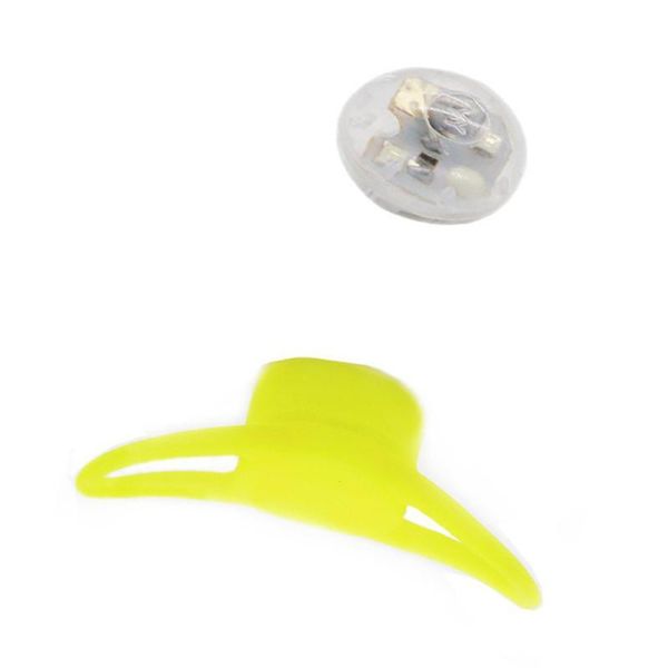 car duck with helmet broken wind pendant small yellow road bike motor riding cycling accessories without lights interior decorations
car duck with helmet broken wind pendant small yellow road bike motor riding cycling accessories without lights interior decorations