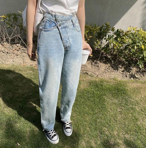 women's jeans irregular high waist for woman light blue vintage straight leg long female denim trousers mom spring
women's jeans irregular high waist for woman light blue vintage straight leg long female denim trousers mom spring