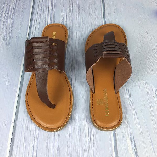 summer fashion hollow flip flops outdoor female flat slippers plus size sandals beach for women, Black
summer fashion hollow flip flops outdoor female flat slippers plus size sandals beach for women, Black