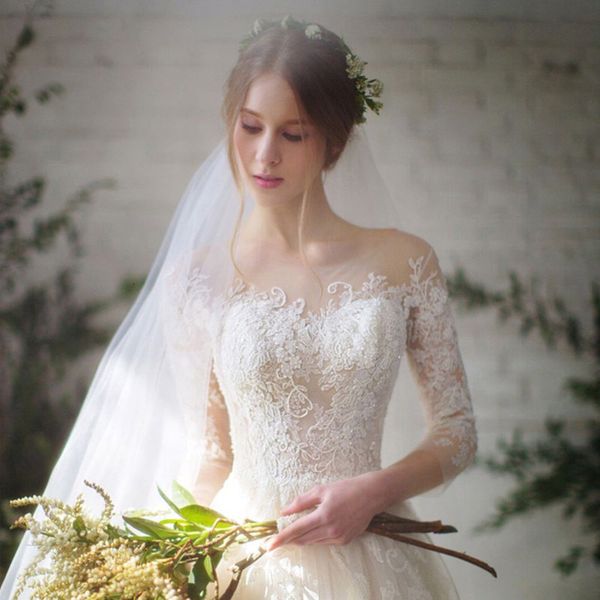 wedding drs 2021 korean bride's wedding one shoulder long sleeve lace tail is thin in spring and summer, White
wedding drs 2021 korean bride's wedding one shoulder long sleeve lace tail is thin in spring and summer, White