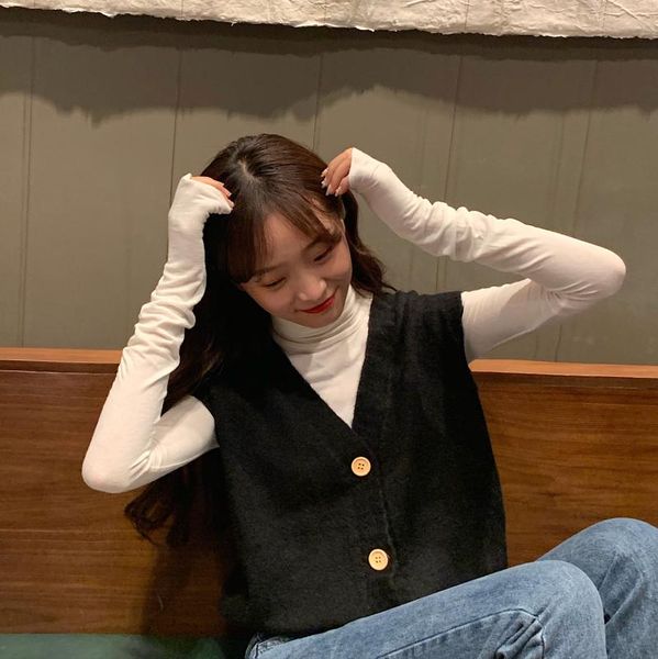 women's vests autumn korean style triple breasted women sweaters chic loose simple v-neck sleeveless knitted vest clothing, Black;white
women's vests autumn korean style triple breasted women sweaters chic loose simple v-neck sleeveless knitted vest clothing, Black;white