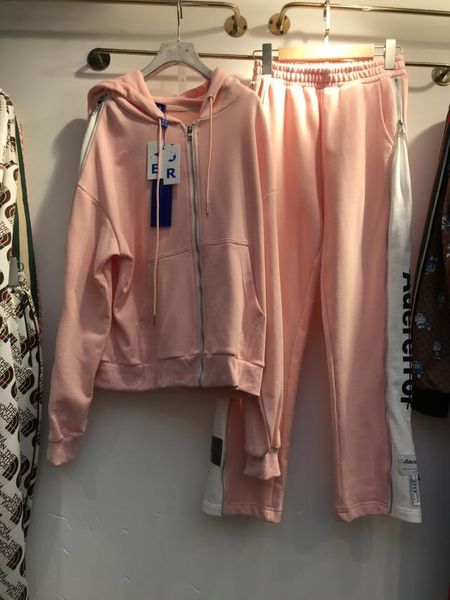net red same 21 spring new side zipper academy style small hooded sweater + versatile pants suit, White;black
net red same 21 spring new side zipper academy style small hooded sweater + versatile pants suit, White;black