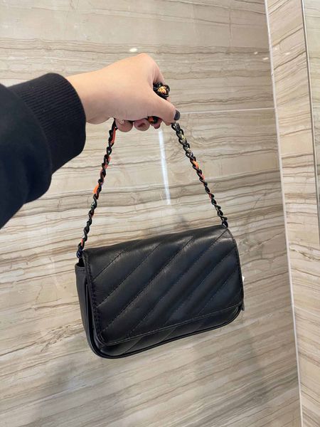 luxury fashion brand bag designer classic large capacity flip wallet handbag ladies 3a + leather one shoulder messenger
luxury fashion brand bag designer classic large capacity flip wallet handbag ladies 3a + leather one shoulder messenger