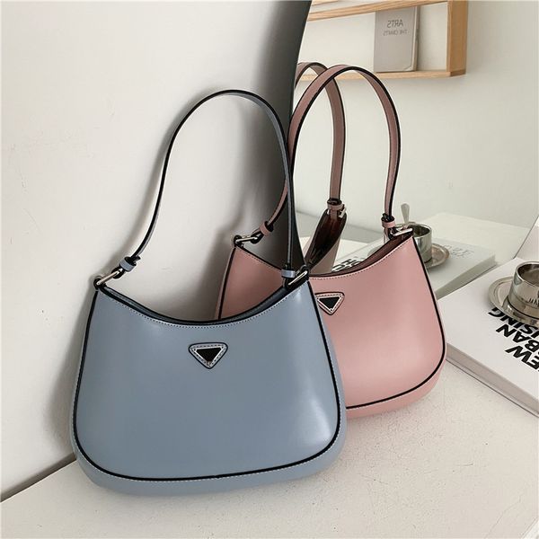 texture bag women's new spring and summer fashion single shoulder slant across small square underarm handbags
texture bag women's new spring and summer fashion single shoulder slant across small square underarm handbags