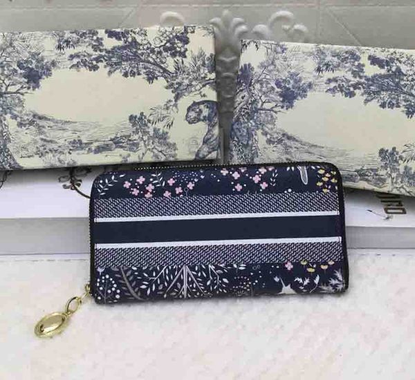 designers woman wallets fashion women card holders purse classic wallet luxurys letter pattern hand bag with box, Red;black
designers woman wallets fashion women card holders purse classic wallet luxurys letter pattern hand bag with box, Red;black