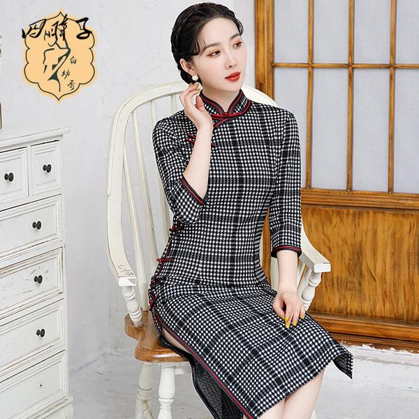 ethnic clothing autumn black long-sleeved cheongsam catwalk evening dress with stand-up collar chinese style qipao, Red
ethnic clothing autumn black long-sleeved cheongsam catwalk evening dress with stand-up collar chinese style qipao, Red