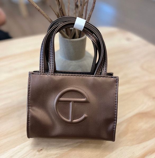 lady telfar brand crossbody designer bag fashion luxurious handbags women tote shopper bag luxury shoulder bags sea bags high quality
lady telfar brand crossbody designer bag fashion luxurious handbags women tote shopper bag luxury shoulder bags sea bags high quality