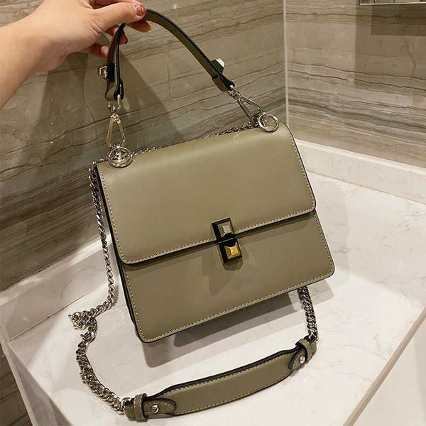 women luxurys designers bags 2021 womens handbags purses designer crossbody wallet bag louisbags_18 fenjia simple and fashionable foreign st
women luxurys designers bags 2021 womens handbags purses designer crossbody wallet bag louisbags_18 fenjia simple and fashionable foreign st