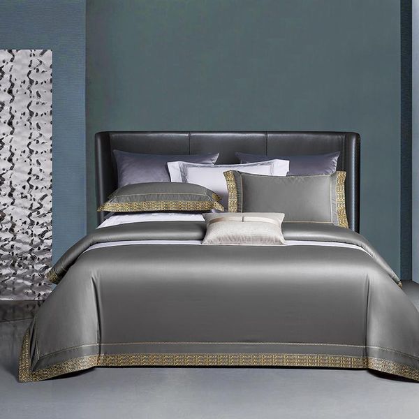 bedding sets luxury embroidery 1000tc egyptian cotton set duvet cover flat sheet pillowcase 4/6pcs bed for adult
bedding sets luxury embroidery 1000tc egyptian cotton set duvet cover flat sheet pillowcase 4/6pcs bed for adult