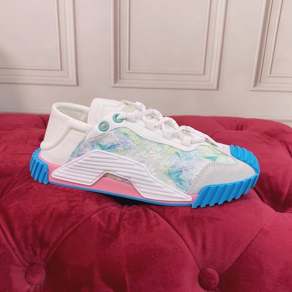2021 women men casual shoes luxury designer shoes fashion lace up 19fw capsule series color matching platform sneakers size 35-41 with box, Black
2021 women men casual shoes luxury designer shoes fashion lace up 19fw capsule series color matching platform sneakers size 35-41 with box, Black