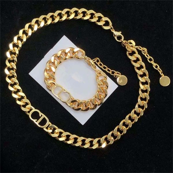 87% off wholesale shop family classic necklace bracelet women's red same high version brass material, Silver
87% off wholesale shop family classic necklace bracelet women's red same high version brass material, Silver