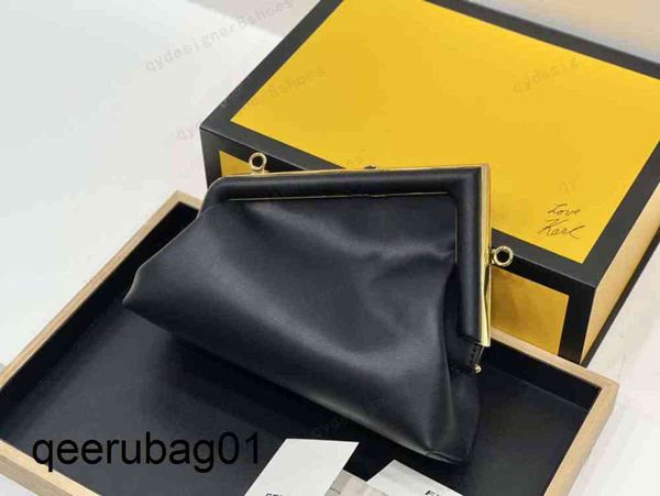 fend ladies bags i first series designer brand women luxury four-color cloud bag shoulder handbags size 26cm yue 3oxd
fend ladies bags i first series designer brand women luxury four-color cloud bag shoulder handbags size 26cm yue 3oxd