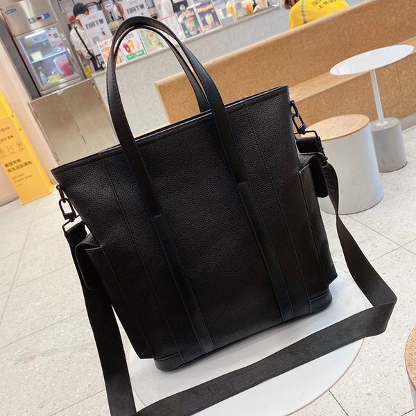 black genuine leather handbags designer travel bag lady simple design women's shoulder bags party shopping pocket
black genuine leather handbags designer travel bag lady simple design women's shoulder bags party shopping pocket