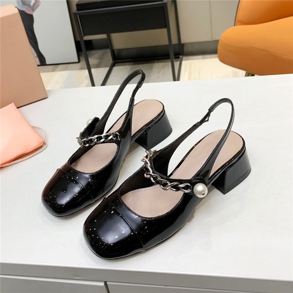 family new m 2021 summer sandals leather patent leather color matching women's shoes metal chain pearl thick heel muller shoes yw, Black
family new m 2021 summer sandals leather patent leather color matching women's shoes metal chain pearl thick heel muller shoes yw, Black