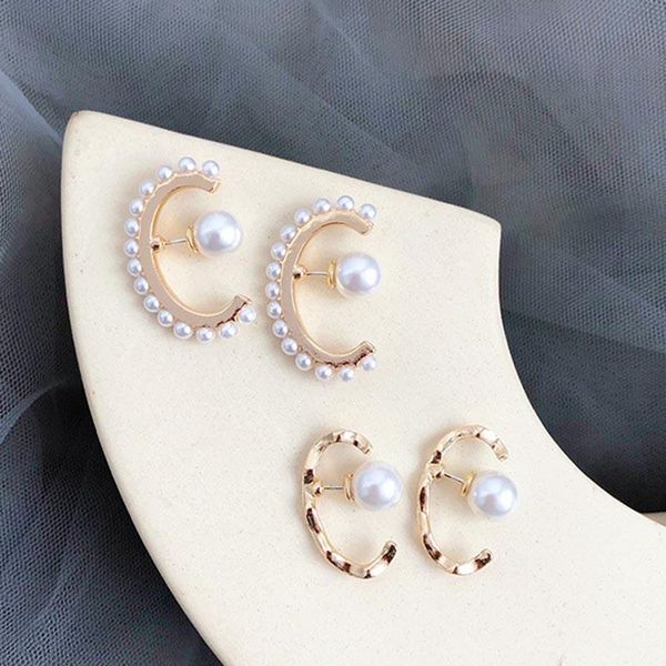 korean chic style alloy metal curved wave line pearl circle earrings women girl party gift fashion imitation stud, Golden;silver
korean chic style alloy metal curved wave line pearl circle earrings women girl party gift fashion imitation stud, Golden;silver