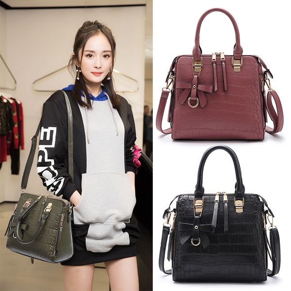womens 2021 fashion vintage crocodile pattern pu leather female handbag shoulder bag messenger bags women totes black l003
womens 2021 fashion vintage crocodile pattern pu leather female handbag shoulder bag messenger bags women totes black l003