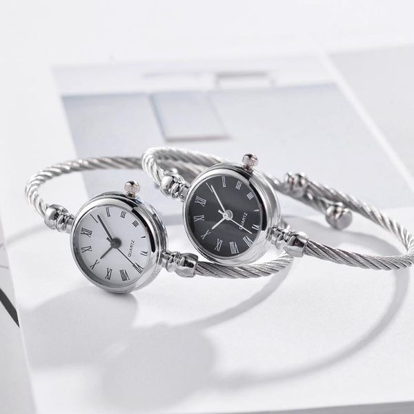 wristwatches vansvar watches women stainless steel bracelet watch ladies analog quartz wristwatch clock droship xq, Slivery;brown
wristwatches vansvar watches women stainless steel bracelet watch ladies analog quartz wristwatch clock droship xq, Slivery;brown