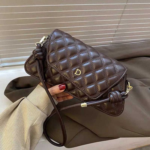 evening bags 2021 design luxury retro high-end sense handbags for women leather fashion shoulder crossbody bag
evening bags 2021 design luxury retro high-end sense handbags for women leather fashion shoulder crossbody bag