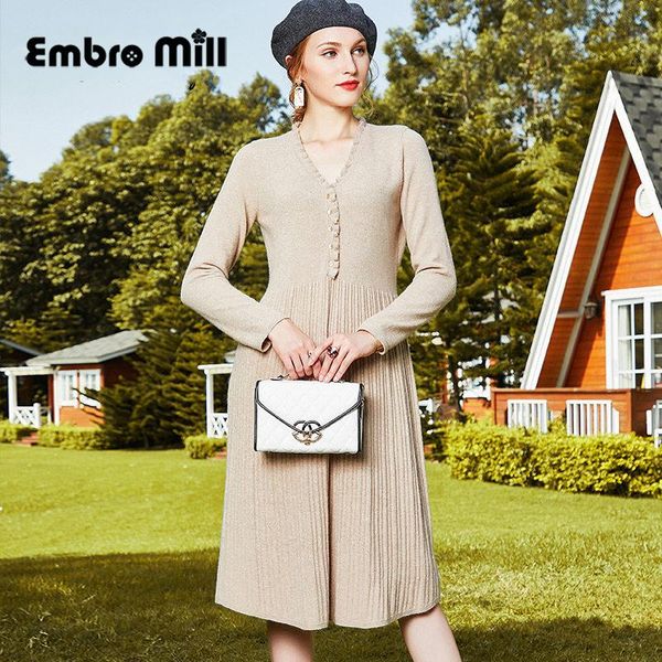 casual dresses 100% wool knitted v-neck dress women's autumn and winter lace decoration + buttons mid-length lady sweater -xxl, Black;gray
casual dresses 100% wool knitted v-neck dress women's autumn and winter lace decoration + buttons mid-length lady sweater -xxl, Black;gray