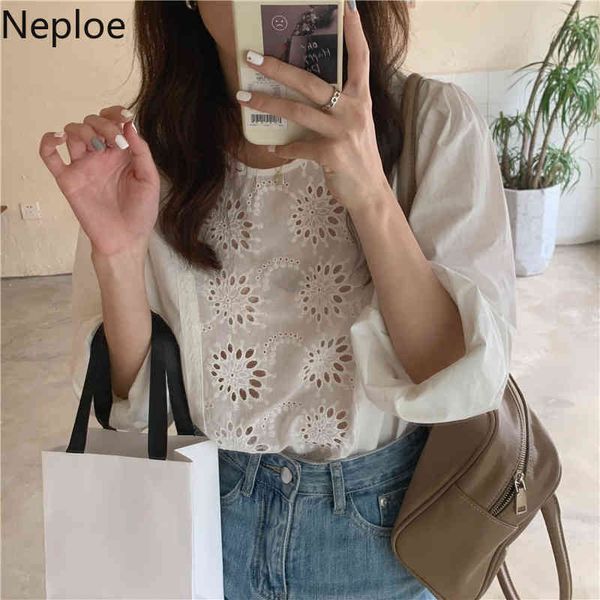 neploe women blouses spring shirt o neck hollow out crochet sweet elegant blouse puff sleeve see through white blusas femme 210422
neploe women blouses spring shirt o neck hollow out crochet sweet elegant blouse puff sleeve see through white blusas femme 210422