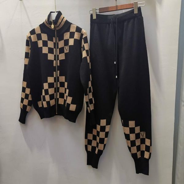 winter women's fashion leisure suit manufacturer wholesale two piece pants, White
winter women's fashion leisure suit manufacturer wholesale two piece pants, White
