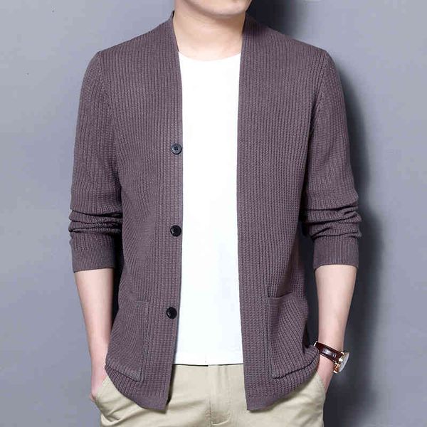 men's sweaters arrival of the men winter sweater fashion v neck thin male cardigan fit sleeve long single breasted large casual pocket, White;black
men's sweaters arrival of the men winter sweater fashion v neck thin male cardigan fit sleeve long single breasted large casual pocket, White;black