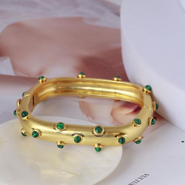 bangle european and american fashion jewelry wholesale inlaid pink green stone square bracelet noble temperament ladies, Black
bangle european and american fashion jewelry wholesale inlaid pink green stone square bracelet noble temperament ladies, Black