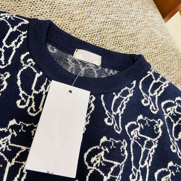 luxury brand sweaters women's new bear knit sweater round neck pullover coat fashion fast shipping, White;black
luxury brand sweaters women's new bear knit sweater round neck pullover coat fashion fast shipping, White;black