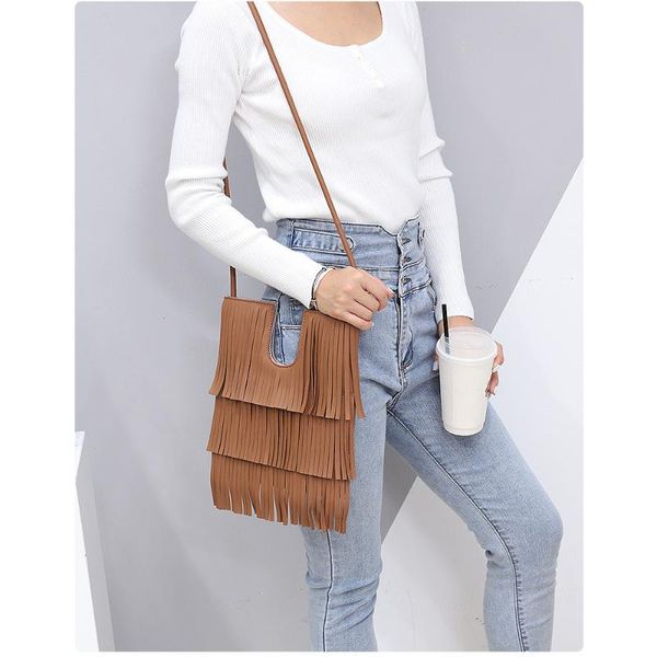 cross body fashion thin tassel bag foreign trade shoulder messenger u-shaped female simple soft leather handbags women single
cross body fashion thin tassel bag foreign trade shoulder messenger u-shaped female simple soft leather handbags women single