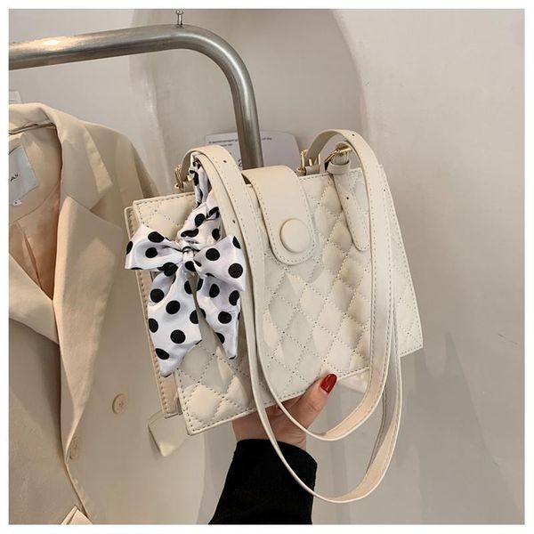 small pu leather shoulder bags for women 2021 winter luxury handbags trending fashion hand bag designer cross body
small pu leather shoulder bags for women 2021 winter luxury handbags trending fashion hand bag designer cross body