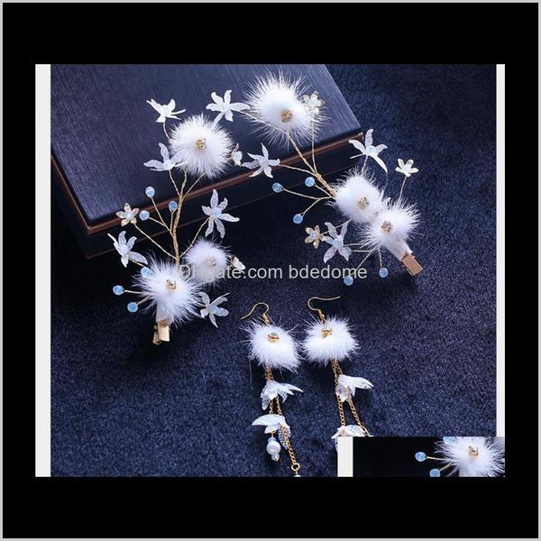 hair jewelry drop delivery 2021 white wool balls, silk flowers, water drills, earrings, suits, wedding aessories q82oc, Slivery;golden
hair jewelry drop delivery 2021 white wool balls, silk flowers, water drills, earrings, suits, wedding aessories q82oc, Slivery;golden