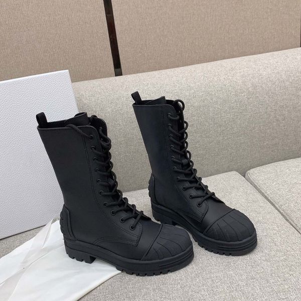 runway hybrid style iron ankle lace-up biker combat boots black leather women luxury designer shoes chunky block low heel martin booties fac
runway hybrid style iron ankle lace-up biker combat boots black leather women luxury designer shoes chunky block low heel martin booties fac
